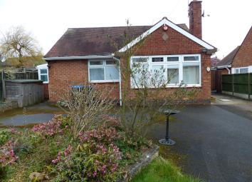 Detached bungalow For Sale in Ashbourne