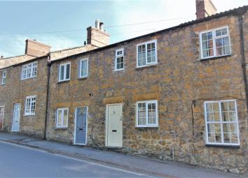 Terraced house For Sale in Ilminster