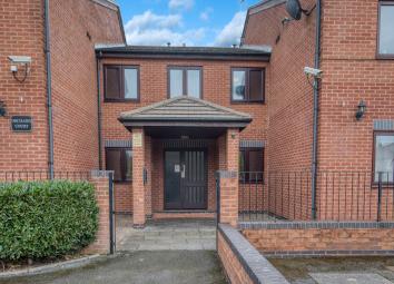 Flat For Sale in Stratford-upon-Avon