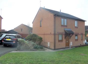 Semi-detached house To Rent in Rugeley