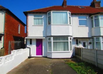 Semi-detached house To Rent in Blackpool