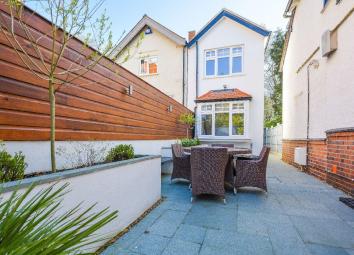 Mews house To Rent in Leicester
