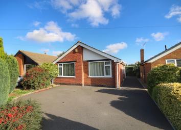 Detached bungalow For Sale in Ripley
