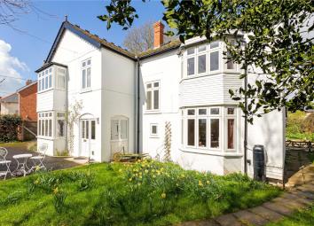 Detached house For Sale in Shaftesbury