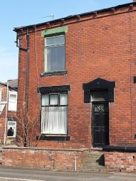 End terrace house For Sale in Oldham