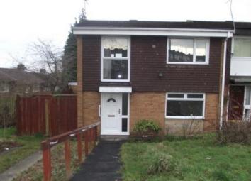 End terrace house To Rent in Oldbury