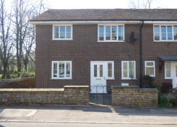 Semi-detached house To Rent in Macclesfield