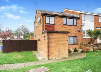 Semi-detached house For Sale in Kettering