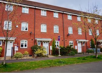 Town house For Sale in Telford