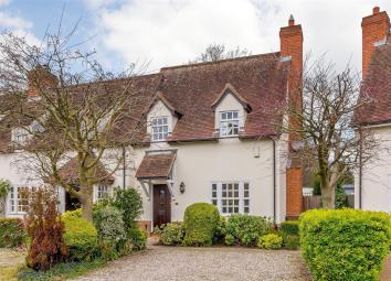 2 Bedroom End terrace house for sale