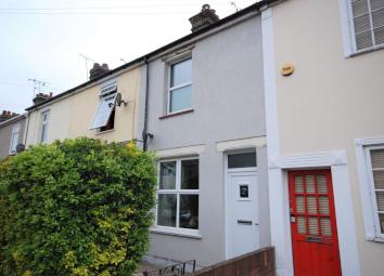 Terraced house For Sale in Grays
