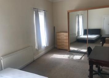 Studio To Rent in Coventry