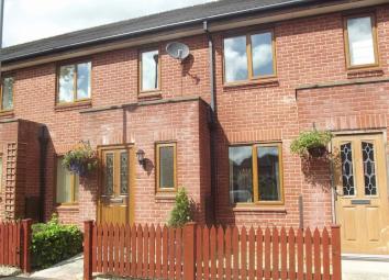 Town house To Rent in Preston