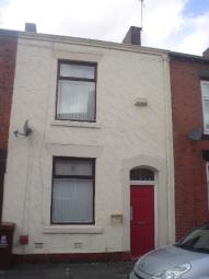 Terraced house To Rent in Oldham