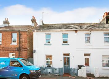 End terrace house For Sale in Eastbourne
