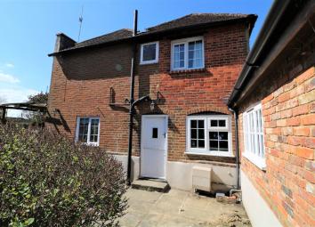 Cottage To Rent in Dorking