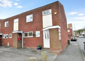 End terrace house For Sale in Leamington Spa