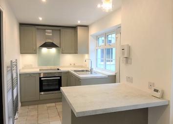 Terraced house To Rent in Solihull
