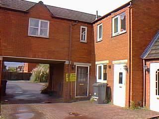 Terraced house To Rent in Gloucester