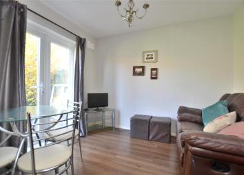 End terrace house To Rent in Oxford