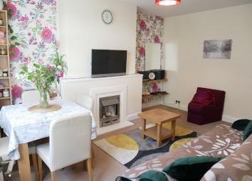 Flat To Rent in Greenford