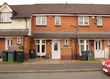 Terraced house For Sale in Tipton