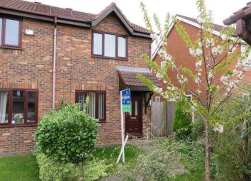 Mews house To Rent in Warrington
