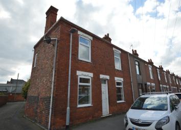 End terrace house For Sale in Goole
