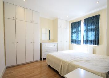 Flat To Rent in Mitcham
