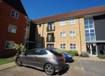 Flat For Sale in Grays
