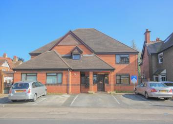 Detached bungalow To Rent in Coventry