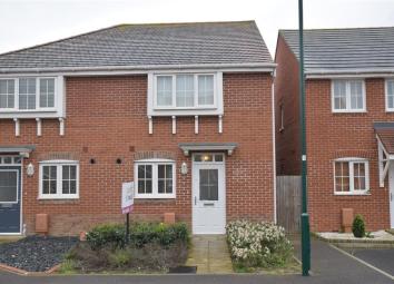 Semi-detached house For Sale in Bognor Regis