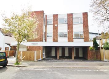 Flat For Sale in Woodford Green