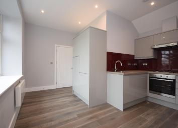 Flat To Rent in Hornchurch