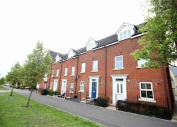 Town house For Sale in Swindon