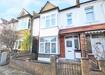 Terraced house To Rent in Isleworth