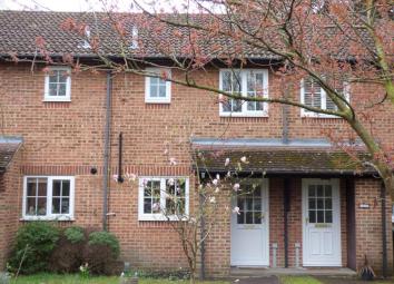 Terraced house For Sale in Farnborough