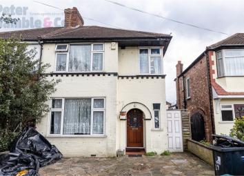 Semi-detached house For Sale in Greenford