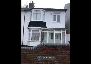Semi-detached house To Rent in Smethwick