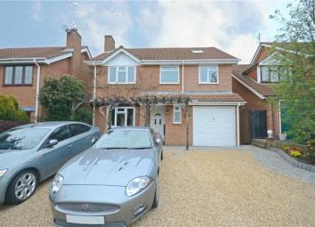 Detached house For Sale in Sandhurst
