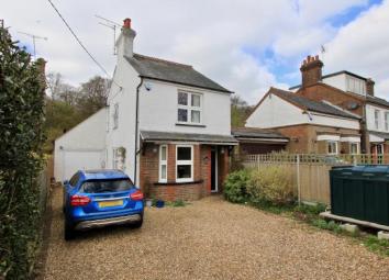 Detached house For Sale in Great Missenden