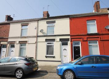 Terraced house For Sale in Widnes