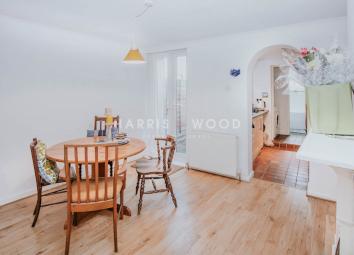 Terraced house To Rent in Colchester
