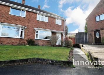 Semi-detached house To Rent in Oldbury
