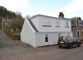 Semi-detached house For Sale in Lanark