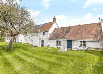 Detached house For Sale in Bruton