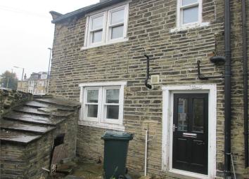 Cottage For Sale in Bradford