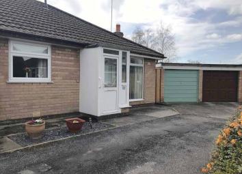 Semi-detached bungalow For Sale in Thornton-Cleveleys