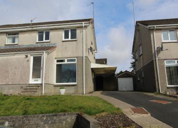 Semi-detached house For Sale in Cumnock