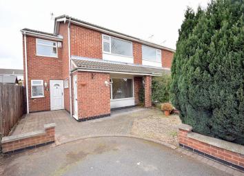 Semi-detached house To Rent in Loughborough